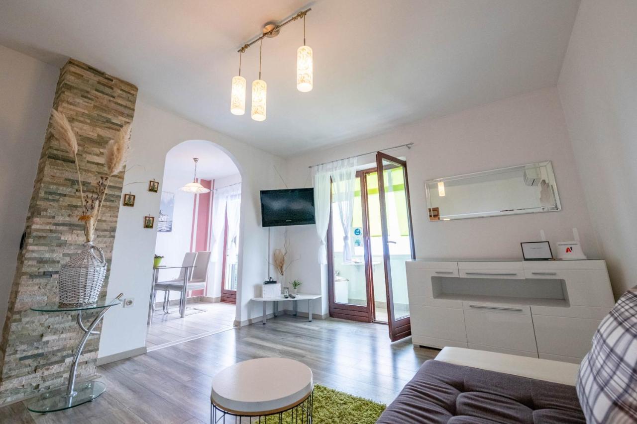 Apartman Doris Lovran Exterior foto